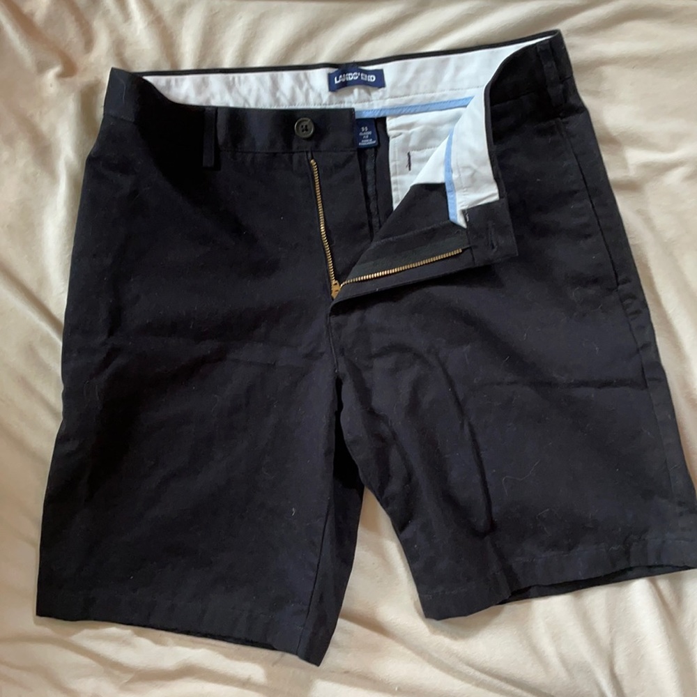 Men’s shorts. Classic fit.